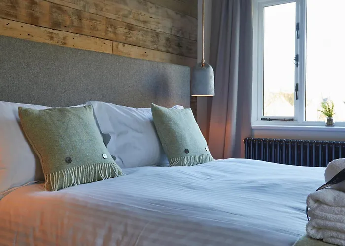 Wild Thyme & Honey - Cirencester-Cotswolds
